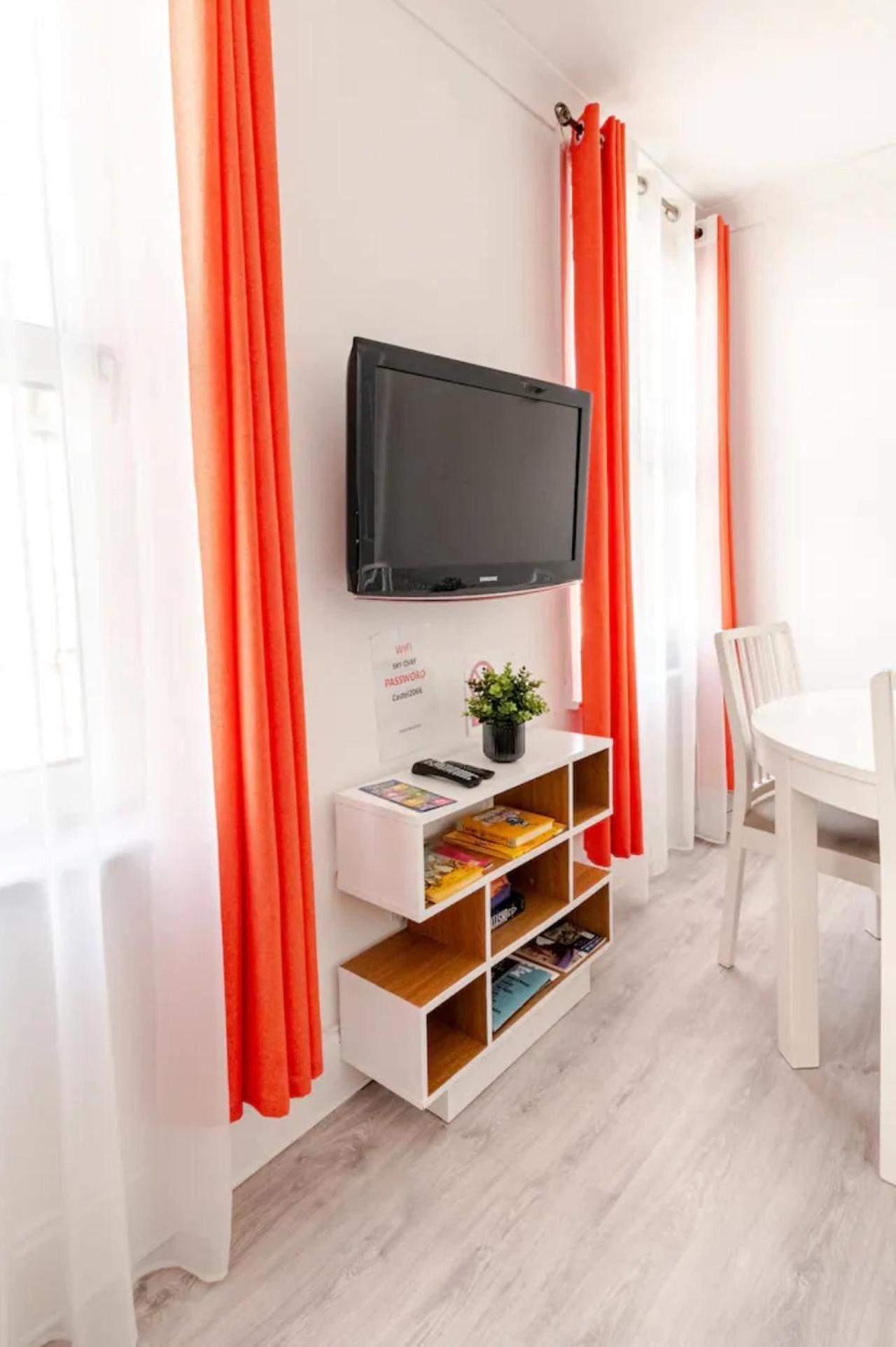 Castle View 2 Bedroom Apartment In Town Centre هاستَنغ المظهر الخارجي الصورة